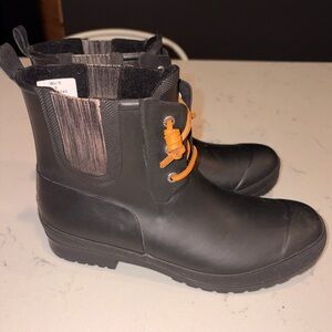 Sperry Black Ankle Waterproof Rain/ Rubber Boots- Women’s Size 9